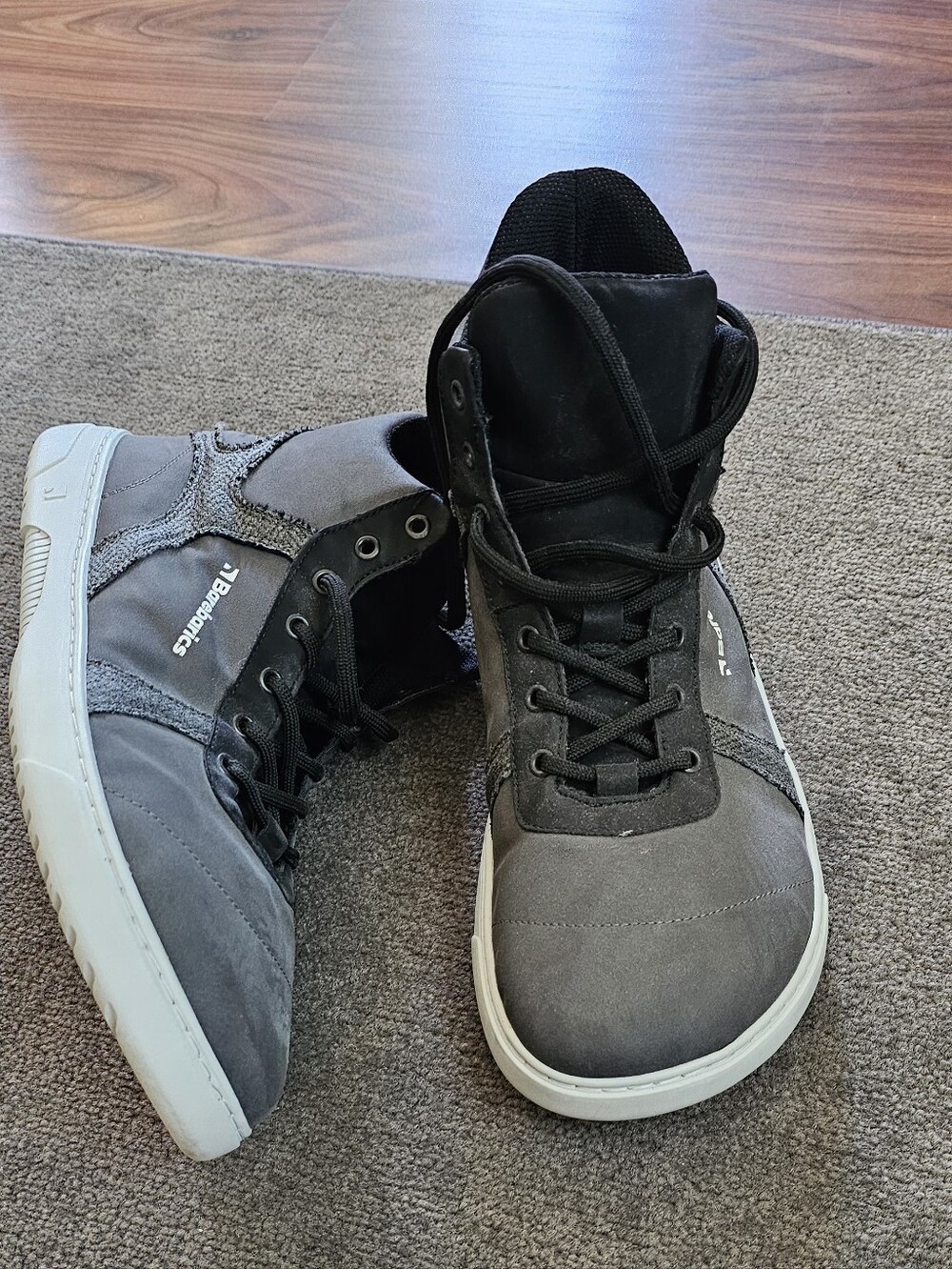 BeLenka BareBarics Unisex High-Top Sneakers Mens Size 10.5 Womens 12